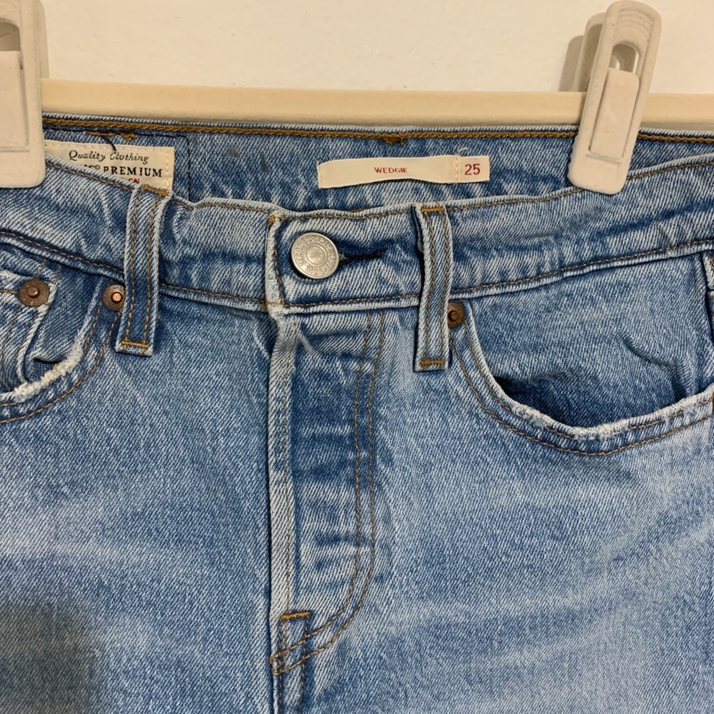 Wedgie levi jeans
